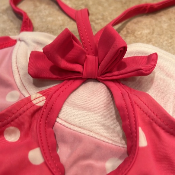 Girls one piece Gymboree swimsuit with flower and bow details and polka dots - Picture 3 of 5